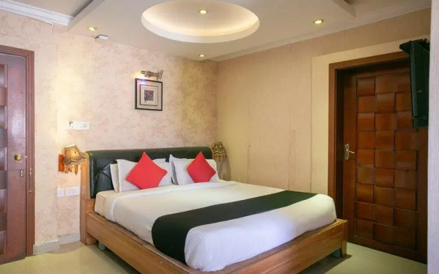 Hotel Sea Palace by OYO Rooms