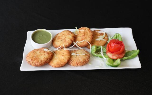 Hotel Saket 27