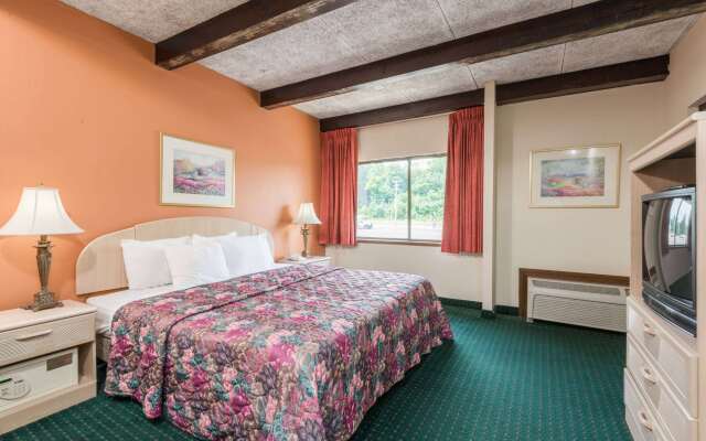 Days Inn by Wyndham Berlin Meriden