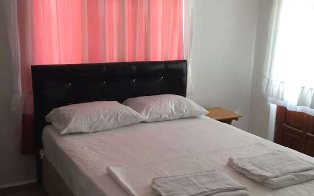 Assos Elia Motel