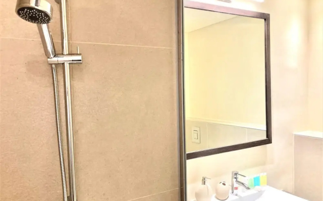 Amazing Living With Balcony - Park View JVC