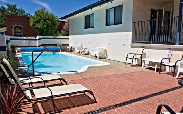 Tumut Farrington Motel