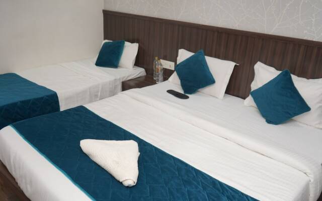 Qotel Hotel Rajouri Garden