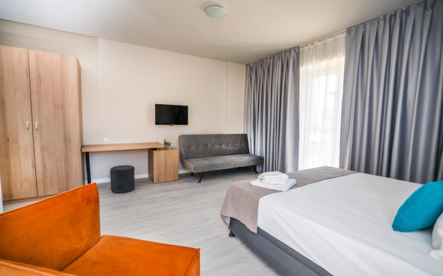 Nayino Resort Mamaia Nord