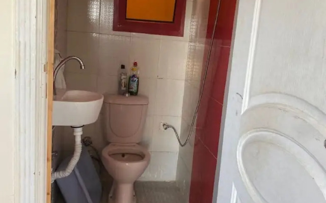 Females Only, Host Is Woman, City Center, Near All