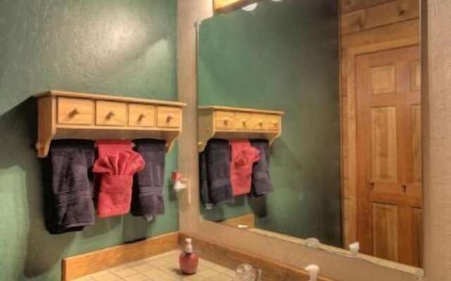 Fairway Family Cabin