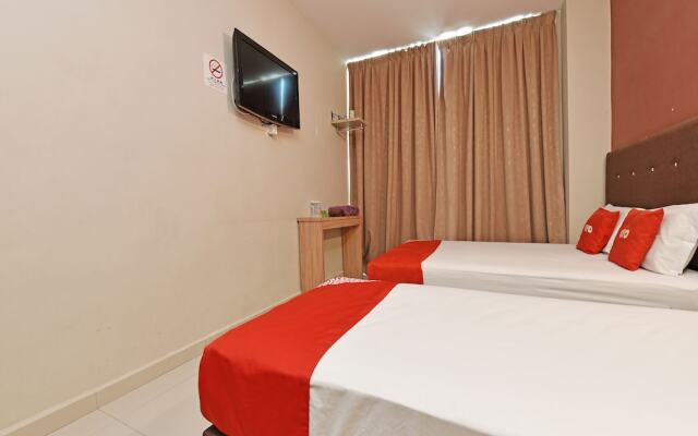 Super OYO Capital O 90556 Hotel Cherita Rooms