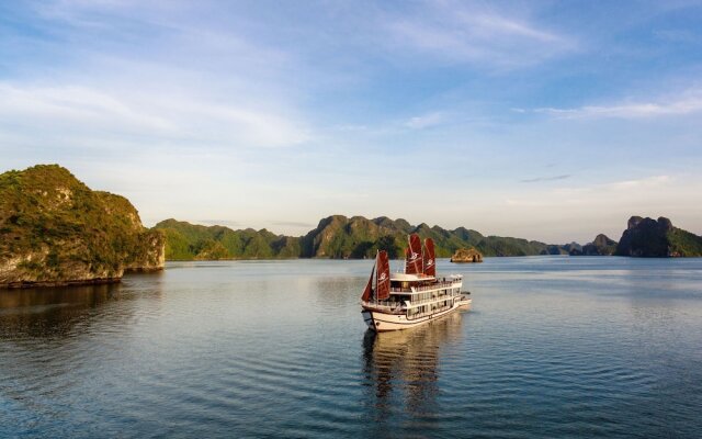 V'Spirit Cruises