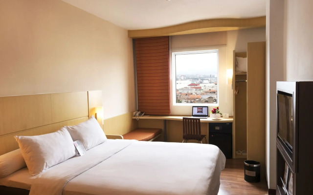 Ibis Bandung Pasteur