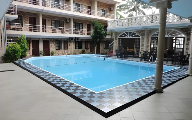 Oasis Beach Resort