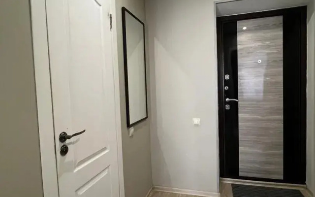 Apartments on Matrosova street 16