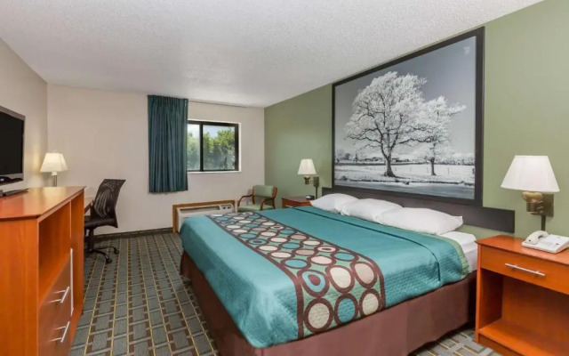 Super 8 Osceola Ia