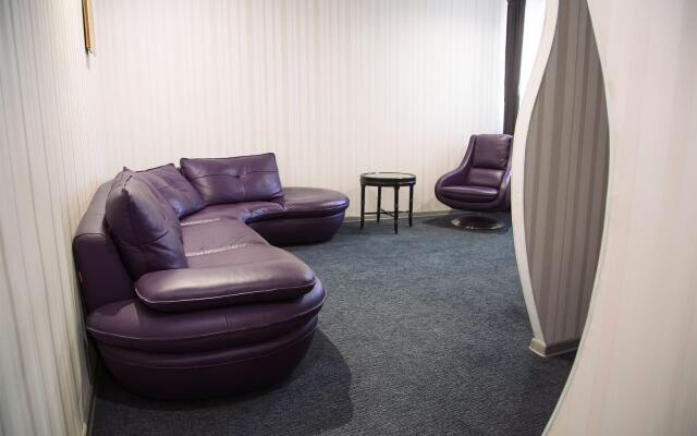 Mandarin Hotel & Fitness Center