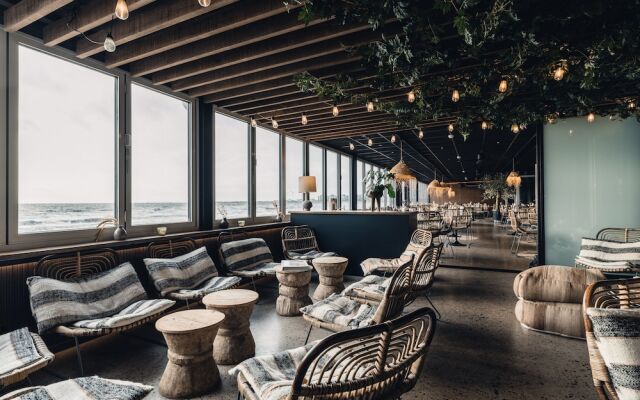 Ocean Hotel