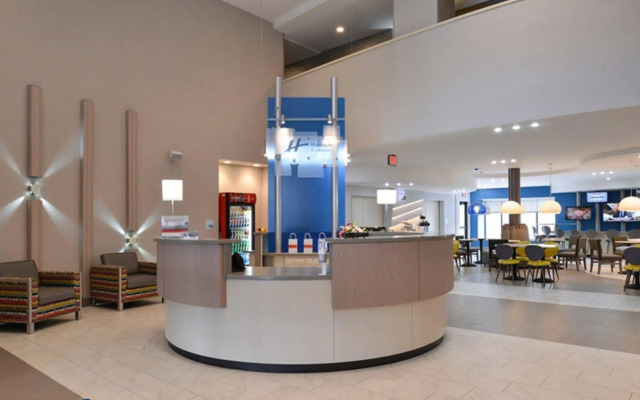 Holiday Inn Express & Suites Shippensburg by IHG