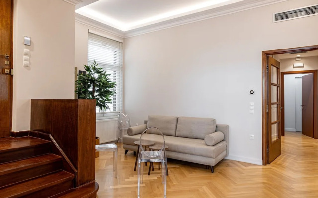 Kolonaki Chic Haven - A Downtown Retreat