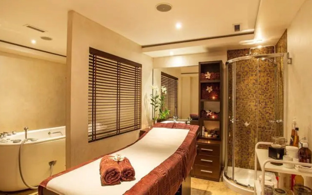 Kamengrad Hotel & SPA