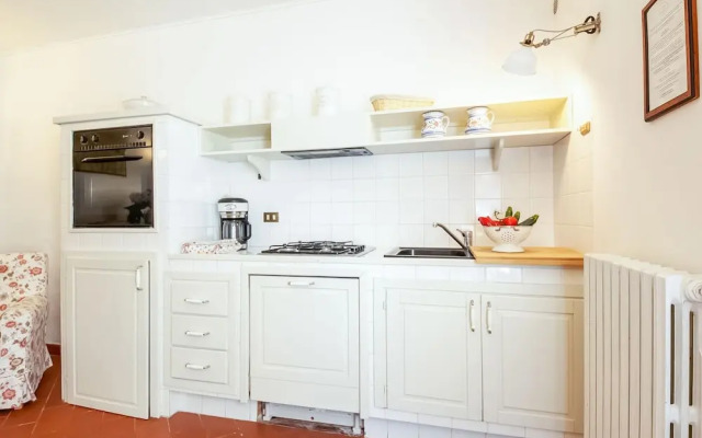 Splendid Holiday Home in Orciatico with Hot Tub & Pool