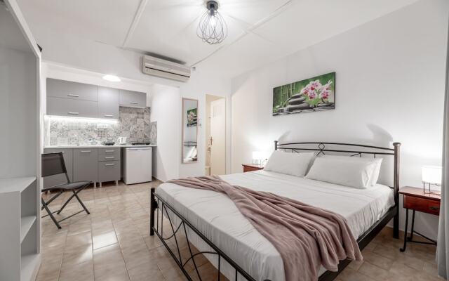 Zante Riva Studios