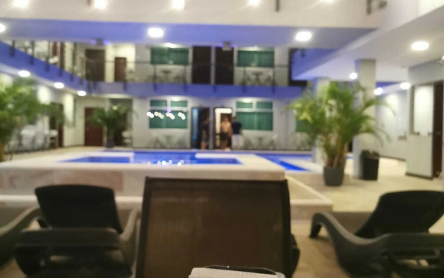 Hotel Cayuga