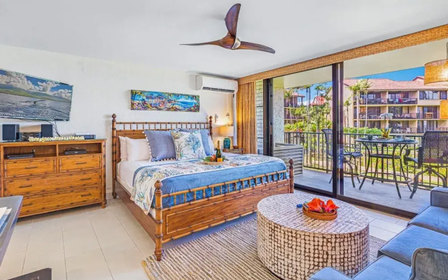 Papakea Oceanview Studio 0 Bedroom Condo by RedAwning