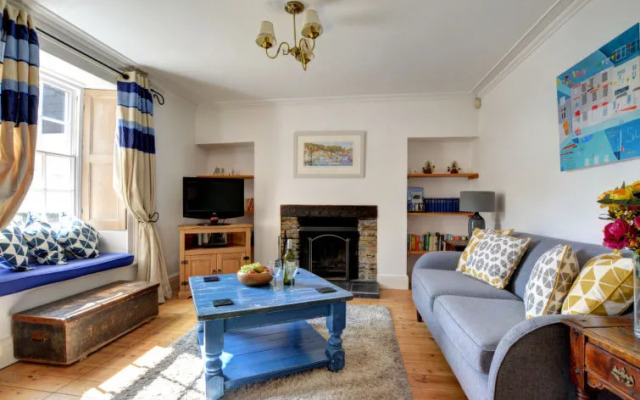 Holiday Home Cross Keys