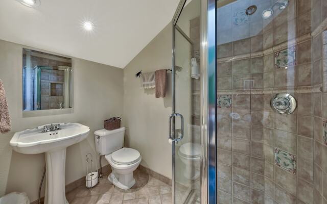 2252 Chiapa Dr Home