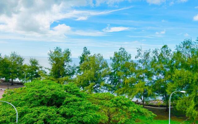 Pontian Garden Hotel
