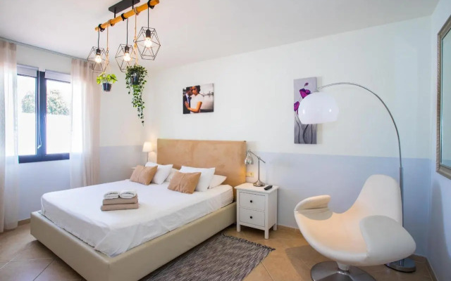 Casa Maurizio - Hot Tub & Heated Pool