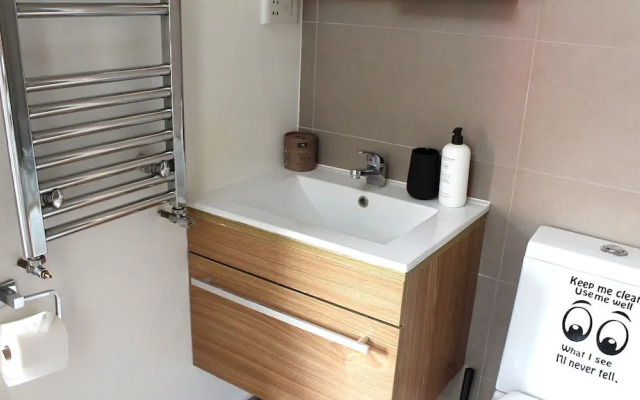 Charming Central London Studio With Sofabed