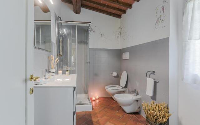Villa Pongina with private pool
