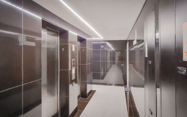 Design Apt Parking Included 2BDR TL16