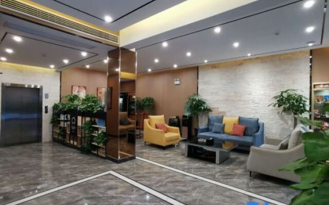 Tongbai Yun Hotel (Huaibei Caoxi Economic Development Zone Branch)