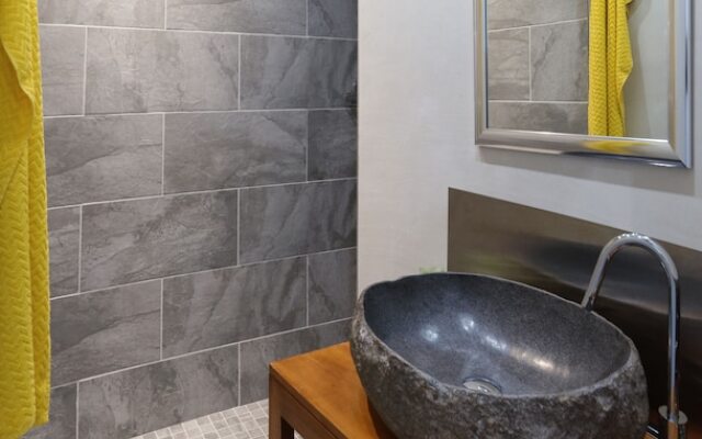 Feeling Riviera - Forville 1