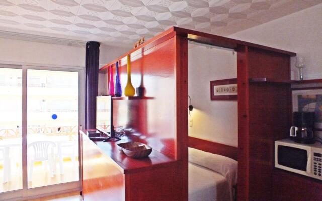 RNET - Puerto Simona 26 - Roses Costa Brava