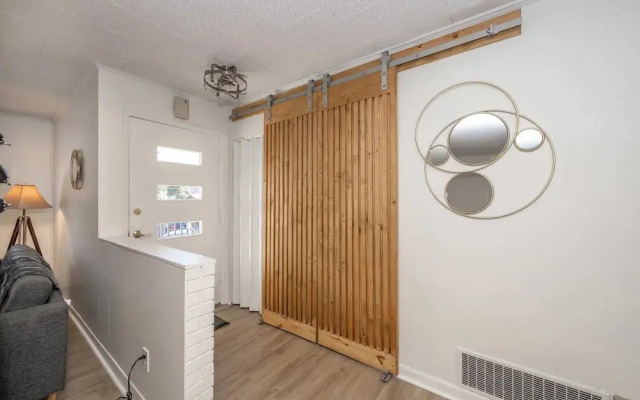 The Grand Elm Suite 2 Sleeps 6