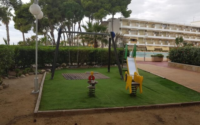 Studio in Cambrils, with Pool Access And Furnished Terrace