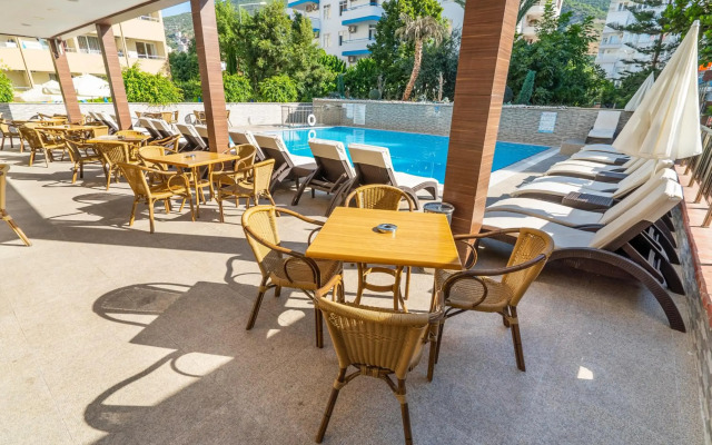 Kleopatra Life Hotel & SPA