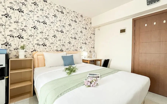 Cozy Bloom Studio Apartment Cinere Resort