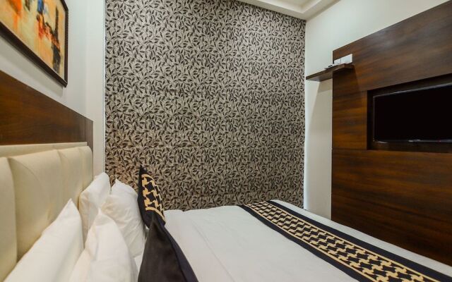 Edition O 30009 Skyhilton Alam Bagh