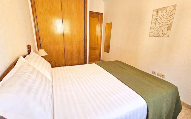 Happy Holidays by Bookaparadise