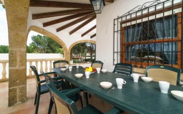 Villa Leonor