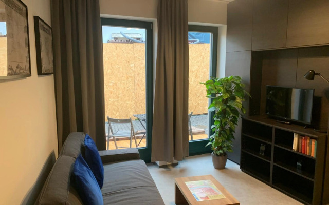 Cozy friendly place with free parking