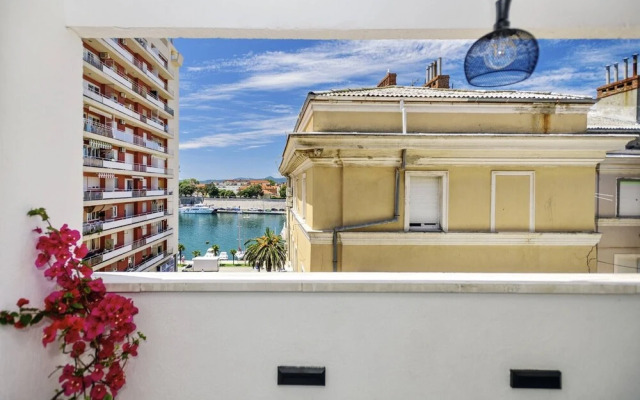 Sea View Apartment Zara Bruna