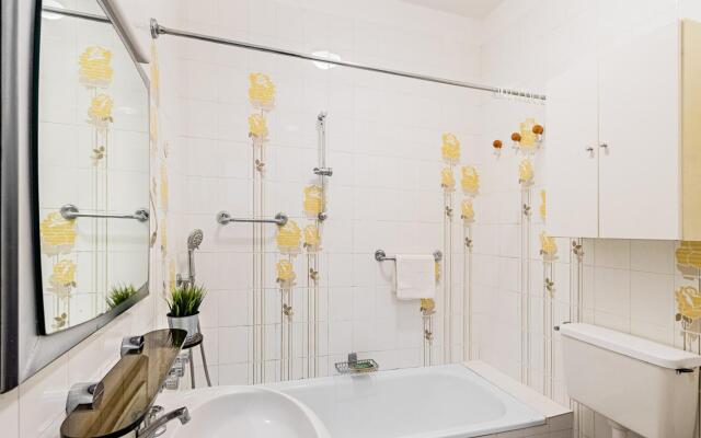 La Brise C B2 by Wonderful Italy