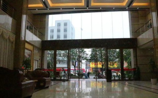 Yuanquan Business Hotel (Foshan Railway Station)