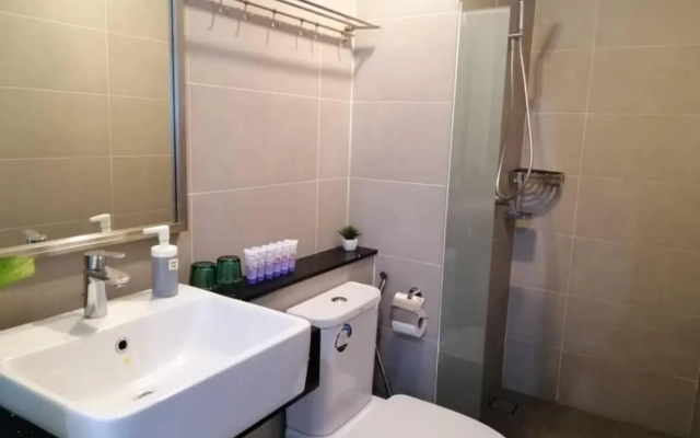 Tropicana 218 Georgetown Penang #25 New Deco 2BR for 4-6pax – Bathroom – George Town