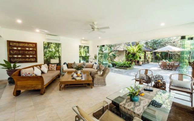 The Asraya Villa Sanur by Nakula