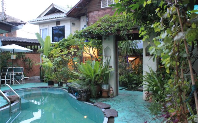 Chiang Mai Bunk Home