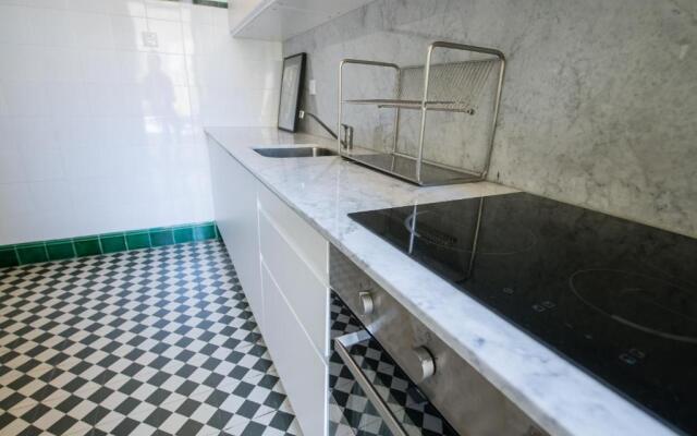 Baixa24 · City Center Private Sun Deck Apartment